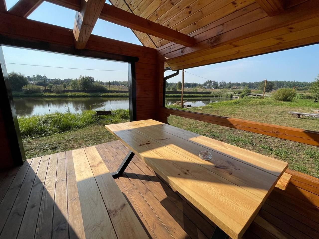 Makariv Guesthouse On The Lake With Bathhouse 70 Km From Kiev المظهر الخارجي الصورة
