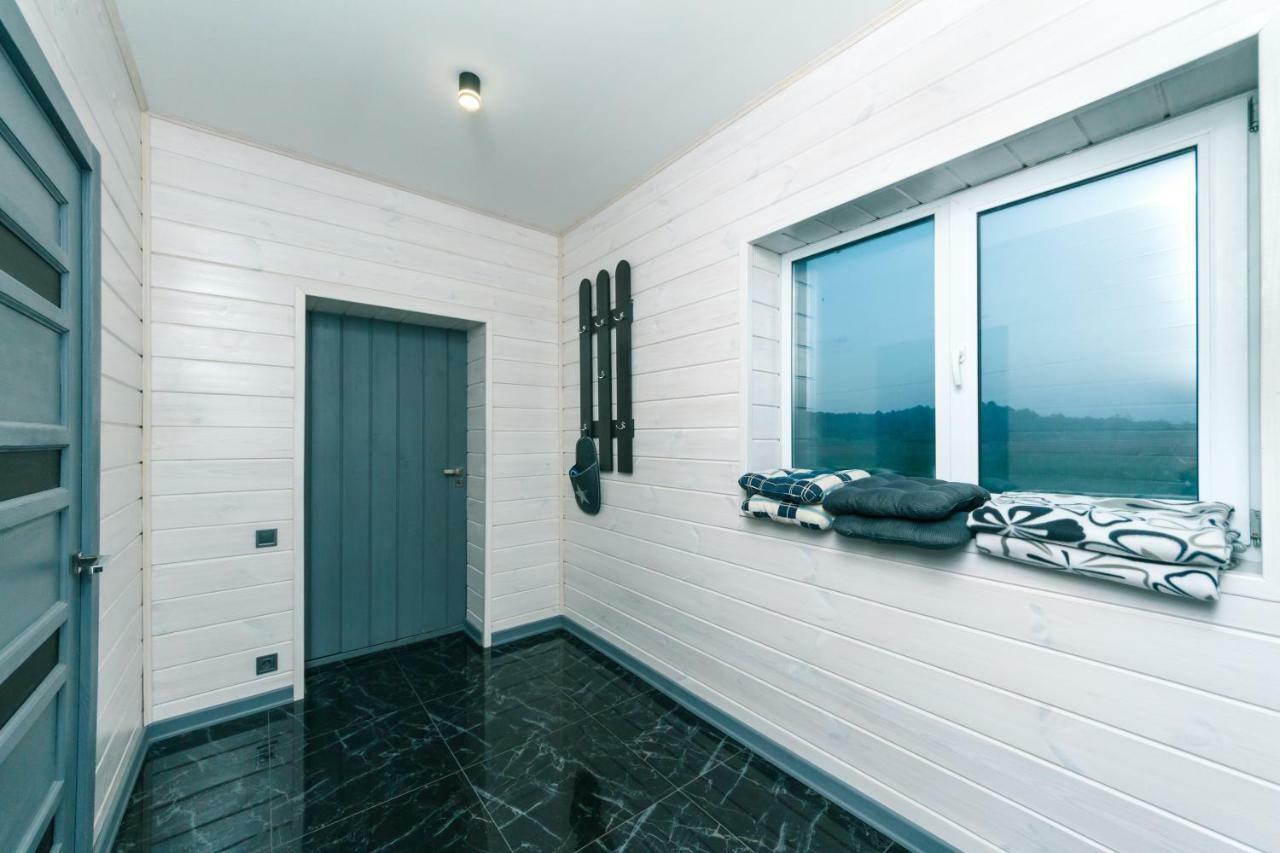 Makariv Guesthouse On The Lake With Bathhouse 70 Km From Kiev المظهر الخارجي الصورة