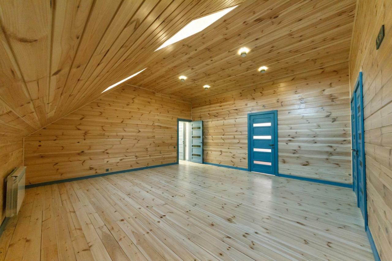 Makariv Guesthouse On The Lake With Bathhouse 70 Km From Kiev المظهر الخارجي الصورة