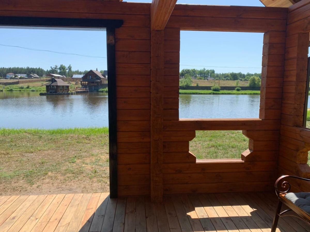 Makariv Guesthouse On The Lake With Bathhouse 70 Km From Kiev المظهر الخارجي الصورة